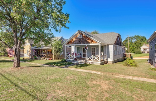 Porterdale House | 3 Mi to Downtown Covington: Cozy Getaway w/Porch!