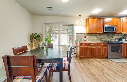 Herndon Apartment | 3 Mi to Dulles Airport: D.c. Area Townhome