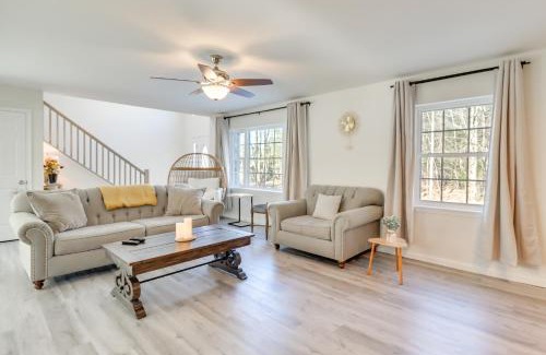 Pocono Summit House | 3 Mi to Kalahari Pocono Summit Home with Pool Table