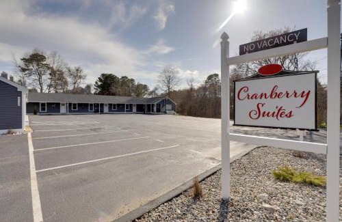 Wareham Apartment | 3 Mi to Main St and Beach Coastal Cape Cod Escape!