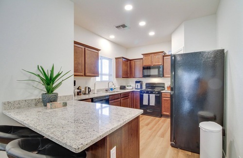 North Valley House | 3 Mi to Old Town: Albuquerque Townhome w/Yard!