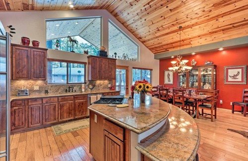 Pinetop Cabin | < 3 Mi to Pinetop Country Club: Luxe Cabin w/Deck
