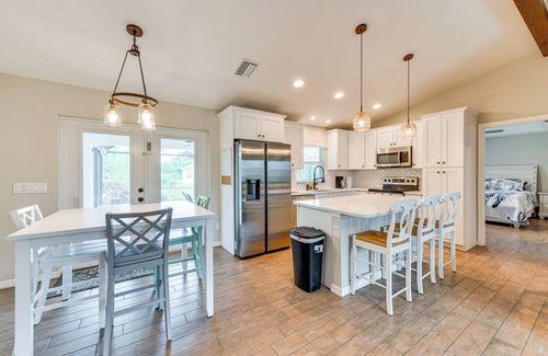 Englewood East House | 3 Mi to Public Beach: Port Charlotte Getaway!