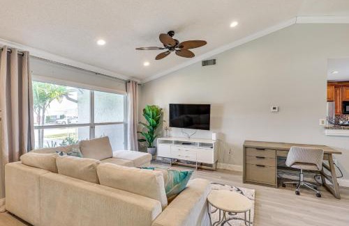 Sunrise House | 3 Mi to Sawgrass Mills Home with Lanai and Game Area