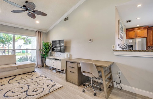 Sunrise House | 3 Mi to Sawgrass Mills: Home w/Lanai & Game Area