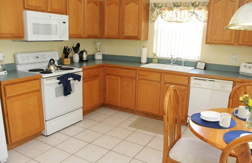 Windsor Palms Villa | 3 MILES FROM DISNEY! Private SOUTH facing Pool. Awesome family villa