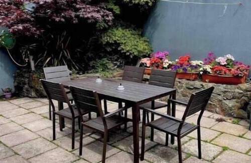 Kinsale House | 3 min walk in to town , Great location in town