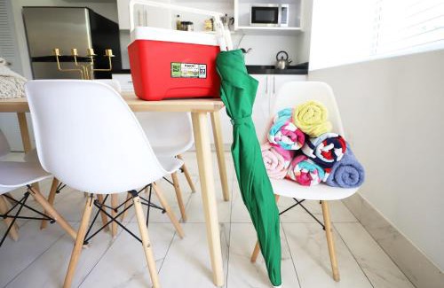 North Beach Apartment | 3 Minute Walk to Miami Beach Family and Pet Friendly Apartment