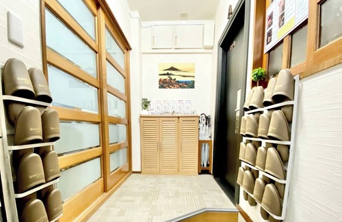 Higashinari House | 3 minutes from Tsuruhashi Station, homely atmosphere full of Japanese taste, full facilities, recommended for family and group stay - 2FA room 3FB, C room 4FD, E room / Osaka Osaka