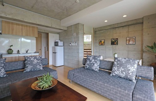 Kadena-cho Apartment | 3 minutes walk to Senaha Beach | Fashionable 1LDK /Nakagami-gun Okinawa