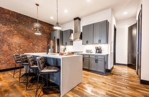 Edgehill House | 3 MODERN LUXE GULCH HOMES - MINUTES TO BROADWAY