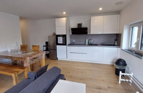 Kleinbreitenbach Apartment | 3 Neue! Ferienwohnungen mit 2 Schlafzimmer und Platz für bis zu 5 Personen