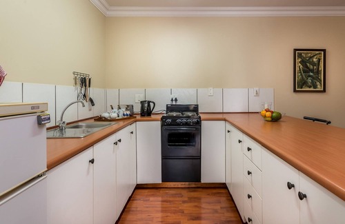 Greater Johannesburg Metropolitan Area Apartment | 3 Partridge Place - Magaliessig