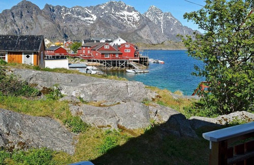 Henningsvaer House | 3 person holiday home in Henningsvær-By Traum