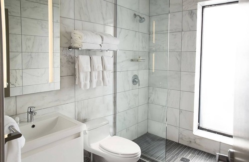 Central New York City House | 3 Premium Room at The Gallivant Times Square, Close to Central Park