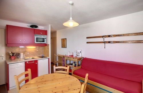 Les Bruyeres Apartment | 3-room 30m² ski-in/ski-out, Les Bruyères - Parking Available