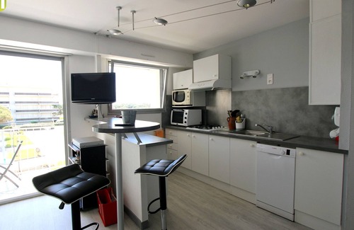 Saint-Brevin-l'Ocean Apartment | 3-room apartment in the center, sleeps 5, parking, beach 70m