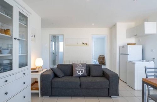 La Trinite-sur-Mer Apartment | 3-room apartment in La Trinité/Mer with sea view terrace