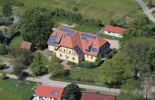 Zweedorf Apartment | 3-room-apartment-DB (2-4 persons) - Ostsee-Landhaus
