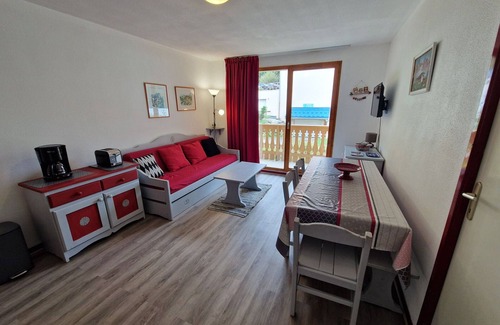 Valfrejus Apartment | 3-room apartment for 6, near ski lift in Valfréjus