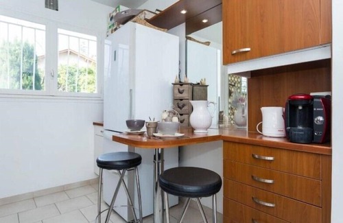 Vence Apartment | 3-room apartment of 80 m2 not overlooked in a small, good standing, quiet residence.