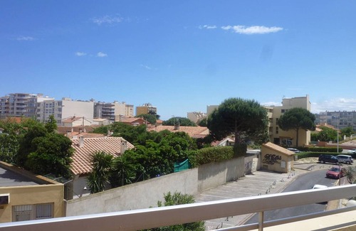 Le Port Apartment | 3-Room Apartment with Terrace and Secure Parking