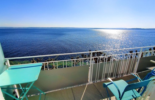Meersburg Condo | 3-room apartment with balcony directly on the lake promenade