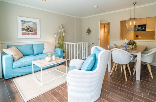 Wenningstedt-Braderup Apartment | 3-room vacation apartment with terrace - only 600 meters to the beach.