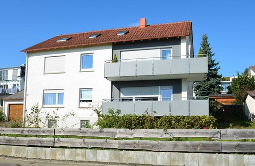 Markdorf Apartment | 3-room vacation apartment Bechinger, shower/WC, 54 sqm, attic - Haus Bechinger