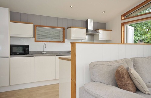 Dobwalls Cottage | 3 SOUTHERN PLACE, pet friendly, character holiday cottage in Dobwalls