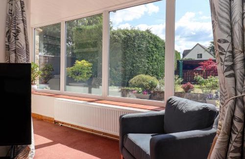 Ripley House | 3 Springhaven