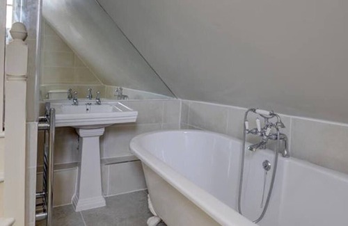 Royal Tunbridge Wells House | 3 Stable Mews in Tunbridge Wells