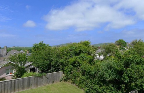 St Davids Cottage | 3 Stable Yard, Holiday Cottage St Davids, Sleeps 6, 3 bedrooms, bathrooms