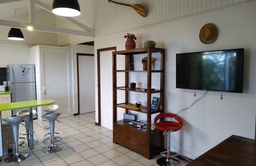 L'Etang-Sale House | 3-star Lounge des hauts house with ocean & nature view