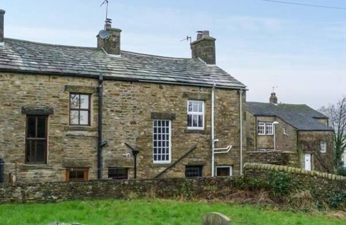 Burton-in-Lonsdale Cabin | 3 Stonebower Cottages, BURTON-IN-LONSDALE