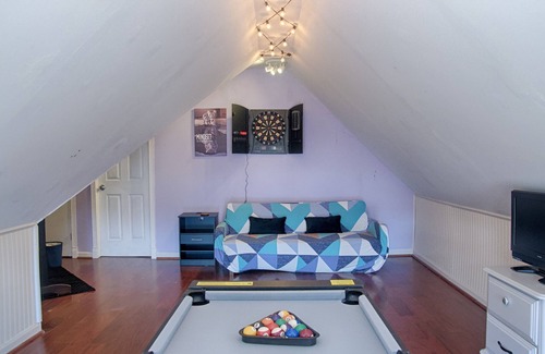 Westwood House | 3 Story House, Close to Perfect North, Pet-Friendly!
