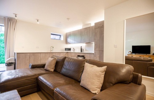 St Leonards-On-Sea Apartment | 3 The Hideaway (2mins from the beach)