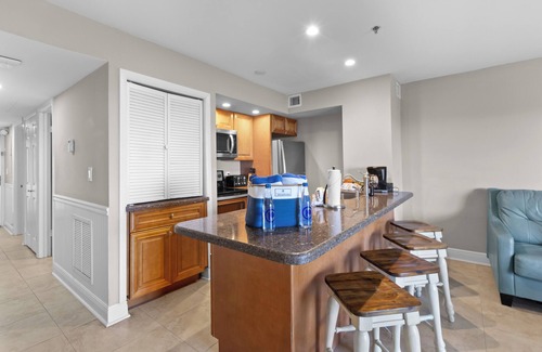 Tavernier Apartment | 3 Units with Ocean View, Full Kitchens, Perfect for Groups! Outdoor Pool!