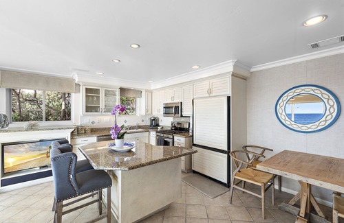 Laguna Beach Villa | 3 Unobstructed ocean view direct beach access! Oceanfront Villa with a Spectacular View (C)