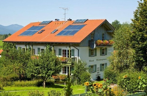 Frauenau Apartment | 3* vacation apartment with balcony near the Bavarian Forest National Park