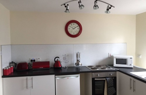 Forres Apartment | 3 Varis Apartments