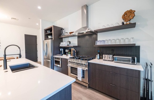 Troon North House | 3 Villas/30 Guests: Walk to Troon North Golf Club