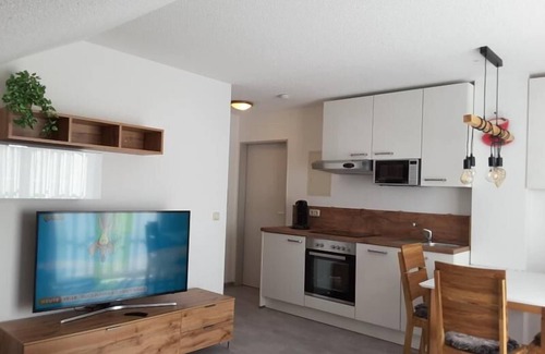 Schlatzendorf Apartment | 3-Zimmer-Appartement (50qm) mit Balkon