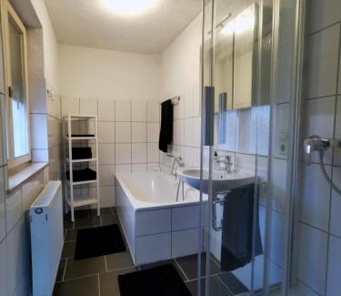 Trossingen Apartment | 3 Zimmer Ferienwohnung mit eigenem Garten Trossingen