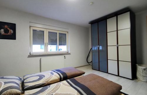 Trossingen Apartment | 3 Zimmer Ferienwohnung mit eigenem Garten Trossingen