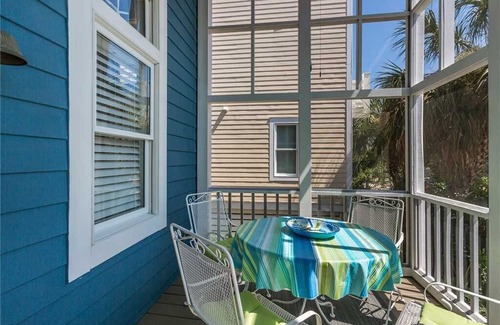 Saint Simons Island House | 30 Coast Cottage Lane: 3 BR / 2.5 BA house in Saint Simons Island, Sleeps 8
