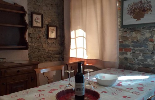 Serralunga d'Alba Apartment | 30 m² Apartment ∙ 2 guests