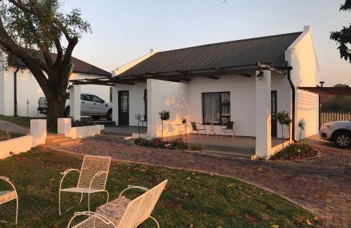 Magaliesberg Apartment | 30 m² Apartment ∙ 1 bedroom ∙ 2 guests