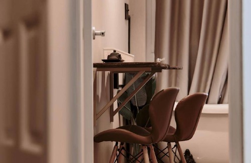 Downtown Ho Chi Minh City Apartment | 30 m² Apartment ∙ 3 guests