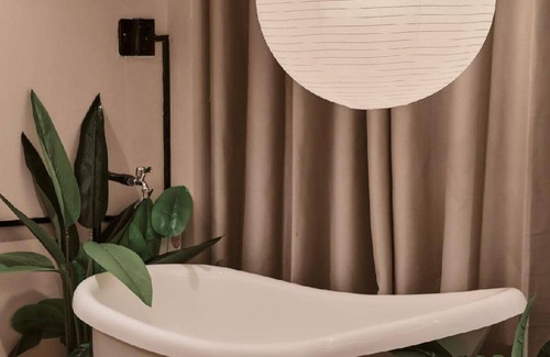 Downtown Ho Chi Minh City Apartment | 30 m² Apartment ∙ 3 guests